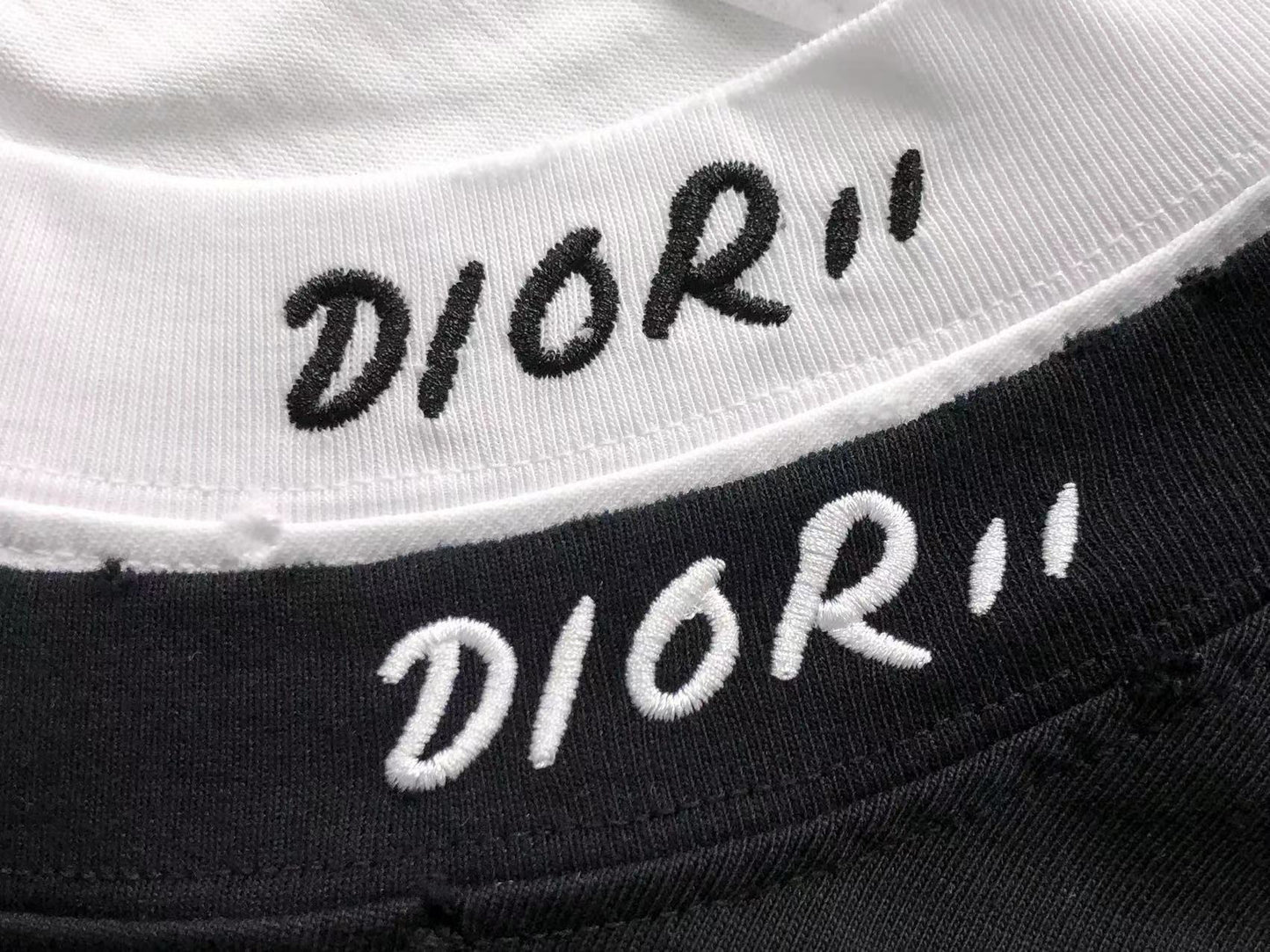 T-SHIRT DIOR