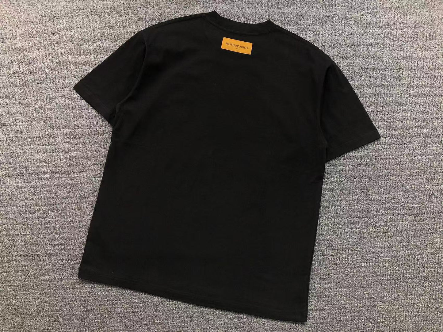 T-SHIRT LV
