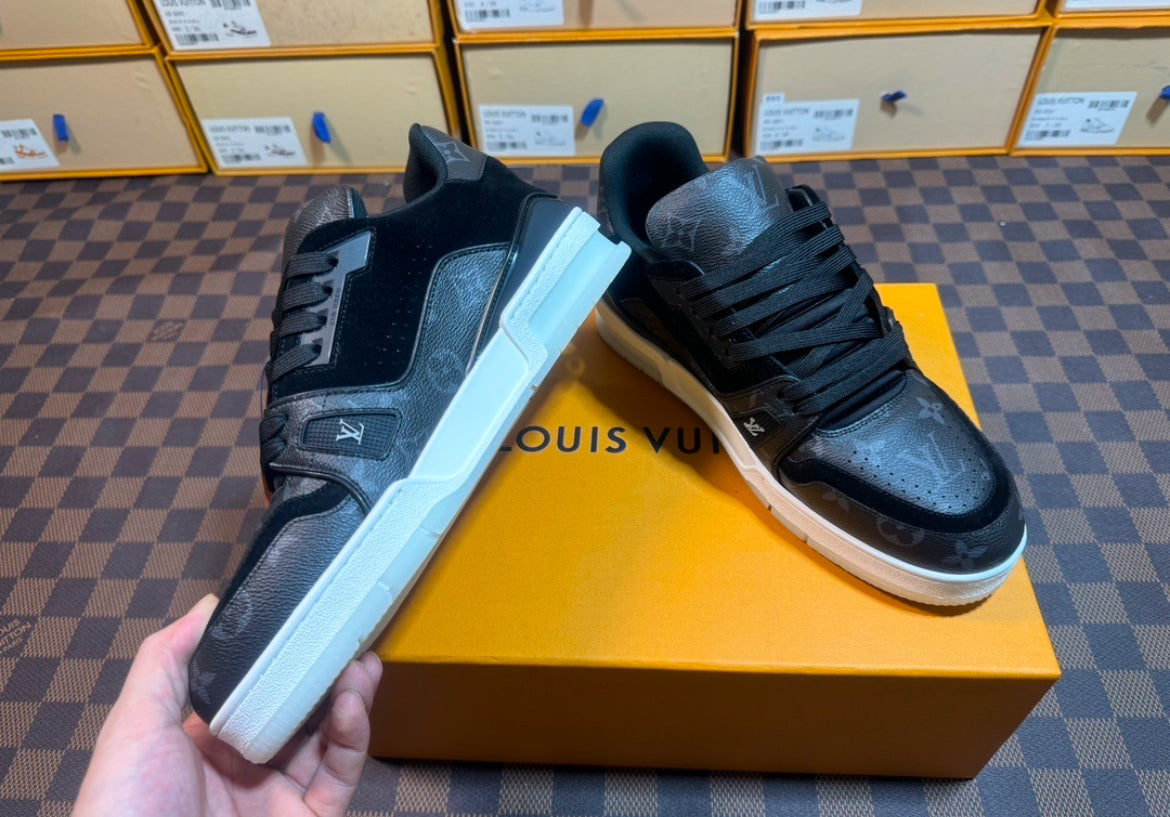 LV TRAINER