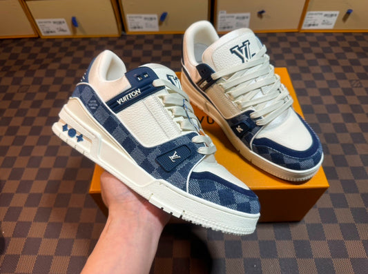 LV TRAINER