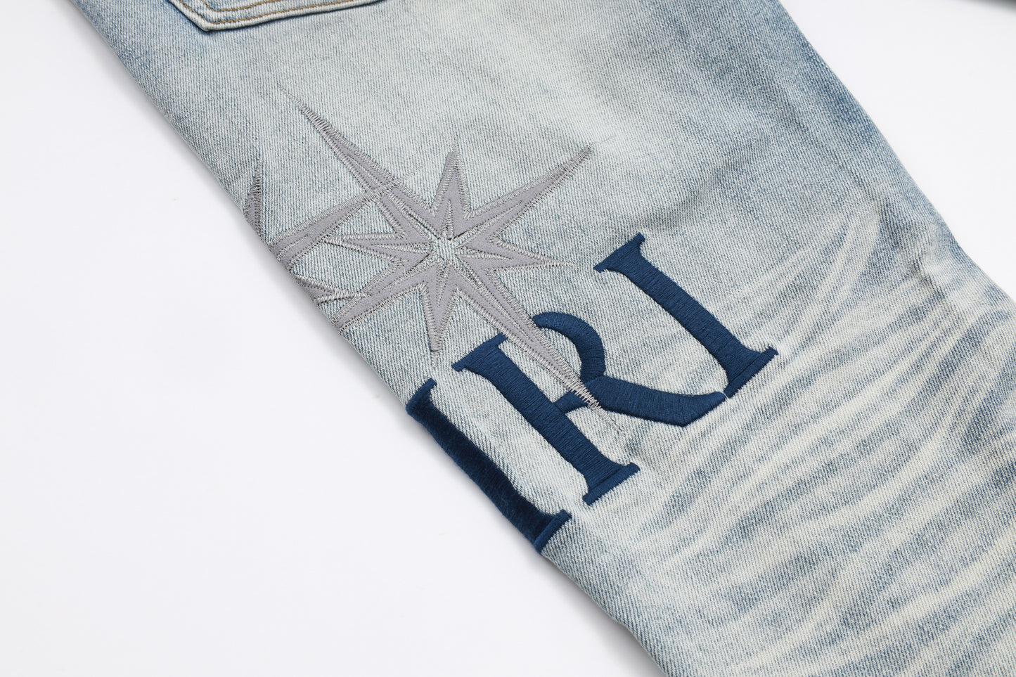 JEANS AMIRI