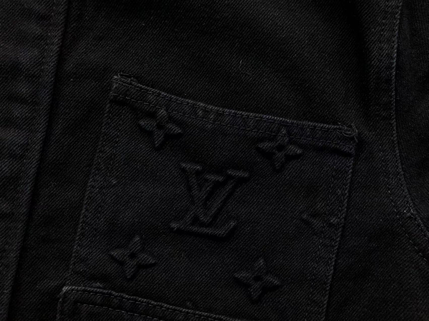 COMPLETO LV