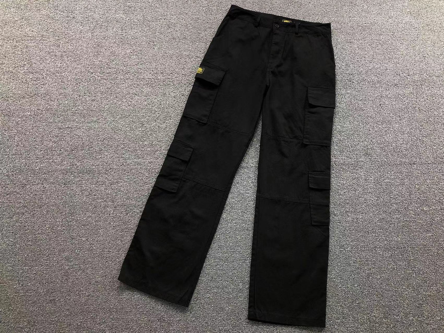PANTALONI CORTEIZ