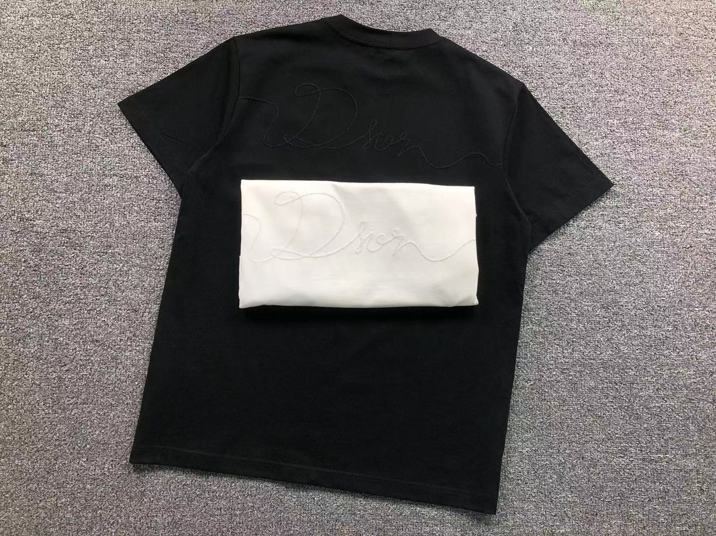 T-SHIRT DIOR