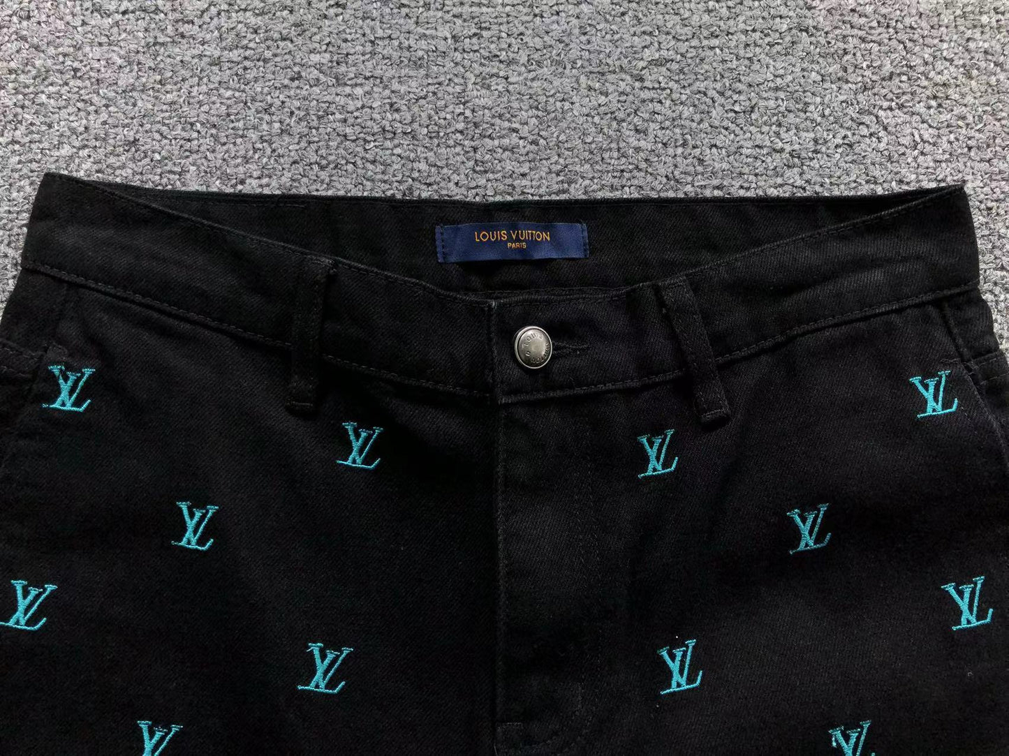 COMPLETO LV