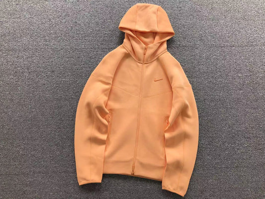 TUTA NIKE TECH FLEECE x NOCTA