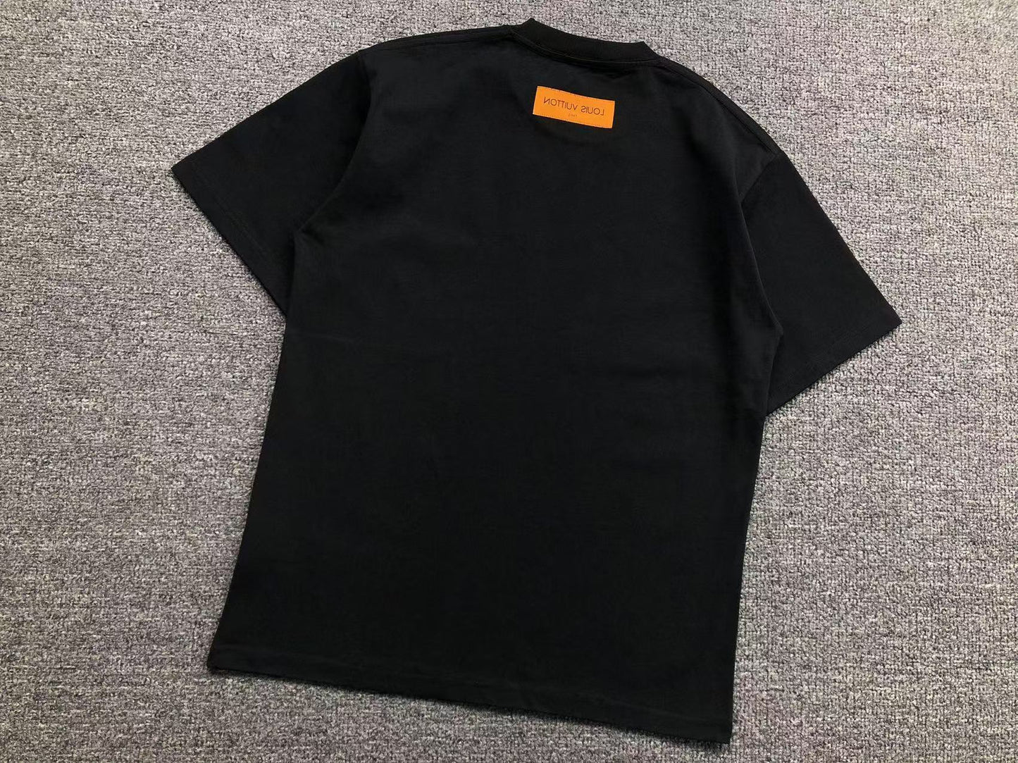 T-SHIRT LV