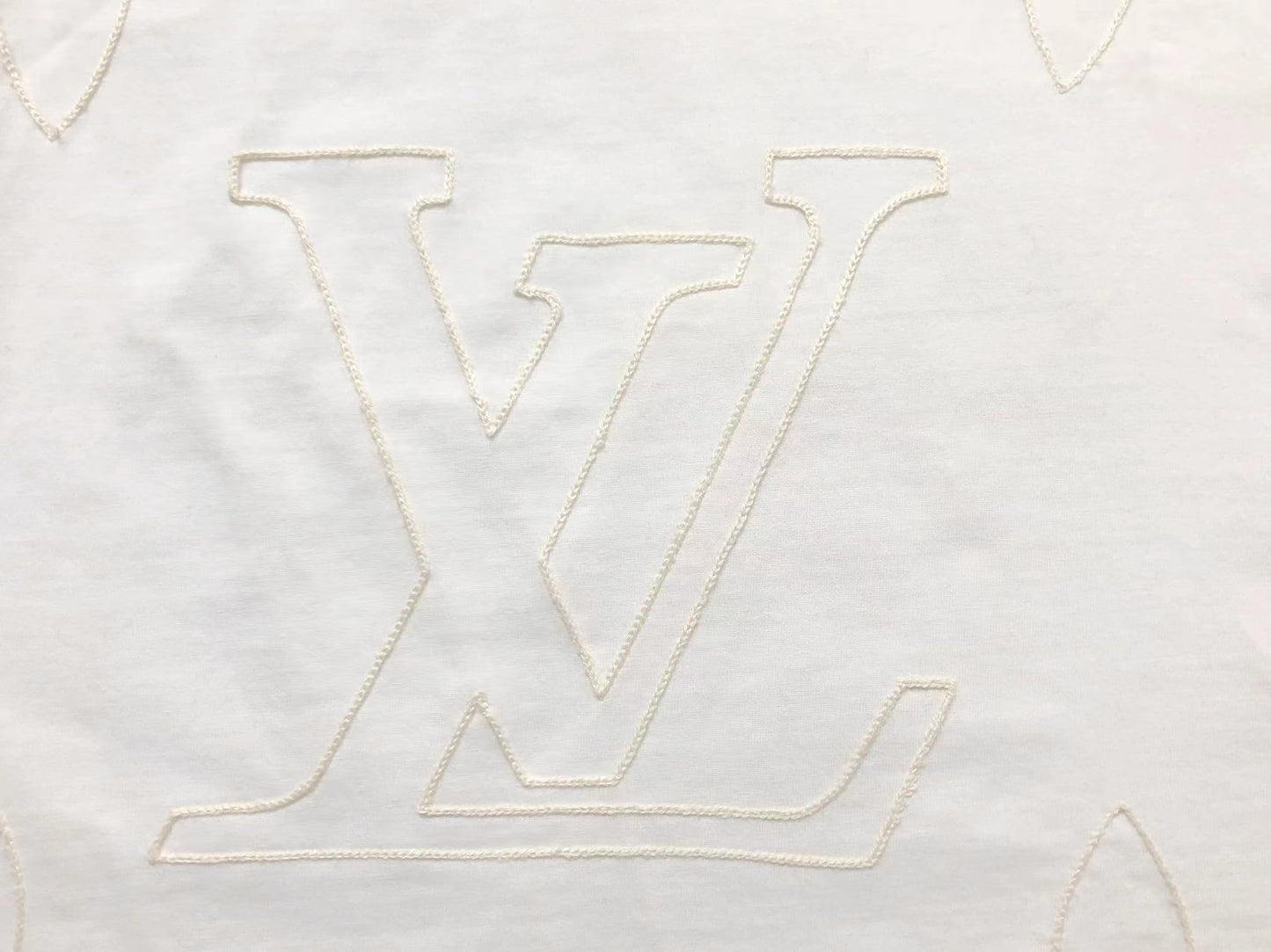 T-SHIRT LV