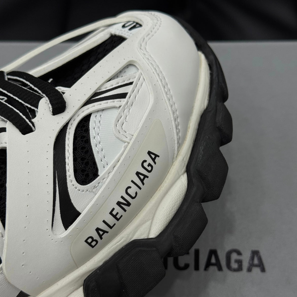 BALENCIAGA TRACK 3.0