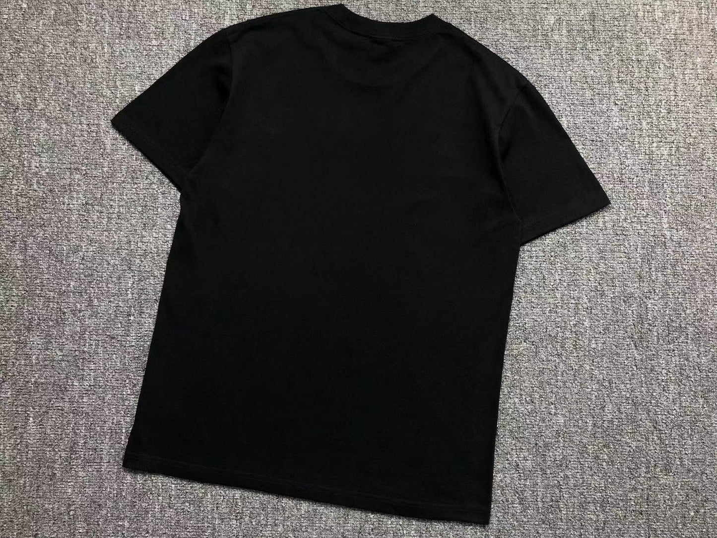 T-SHIRT SUPREME