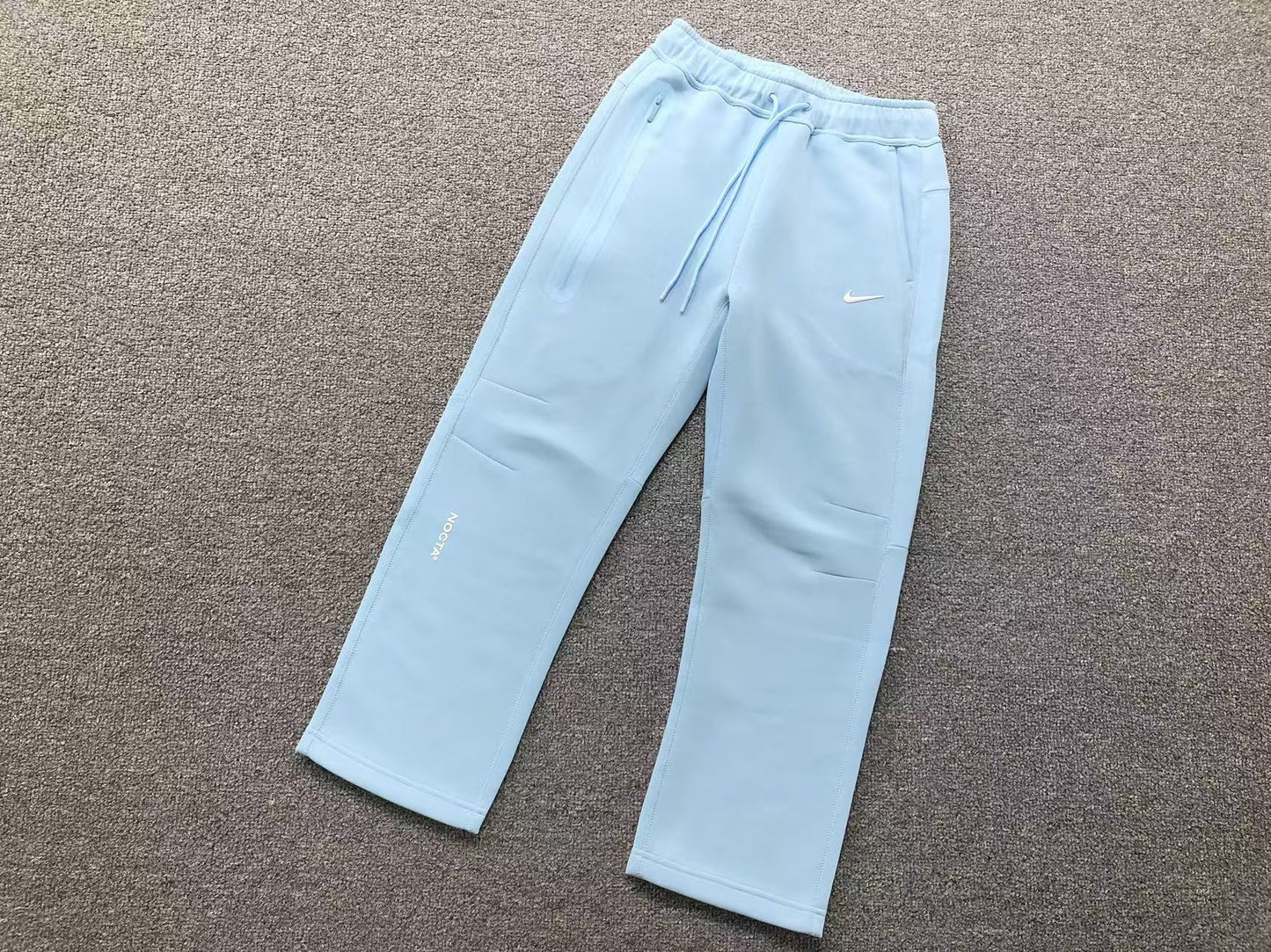 TUTA NIKE TECH FLEECE x NOCTA