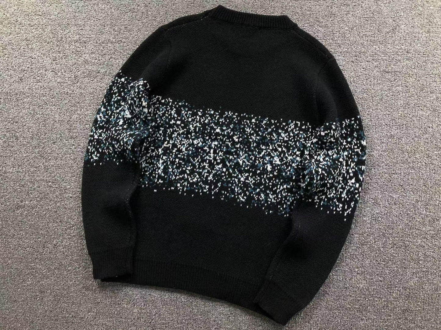 MAGLIONE AMIRI