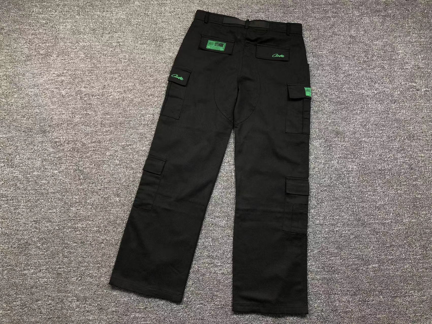 PANTALONI CORTEIZ