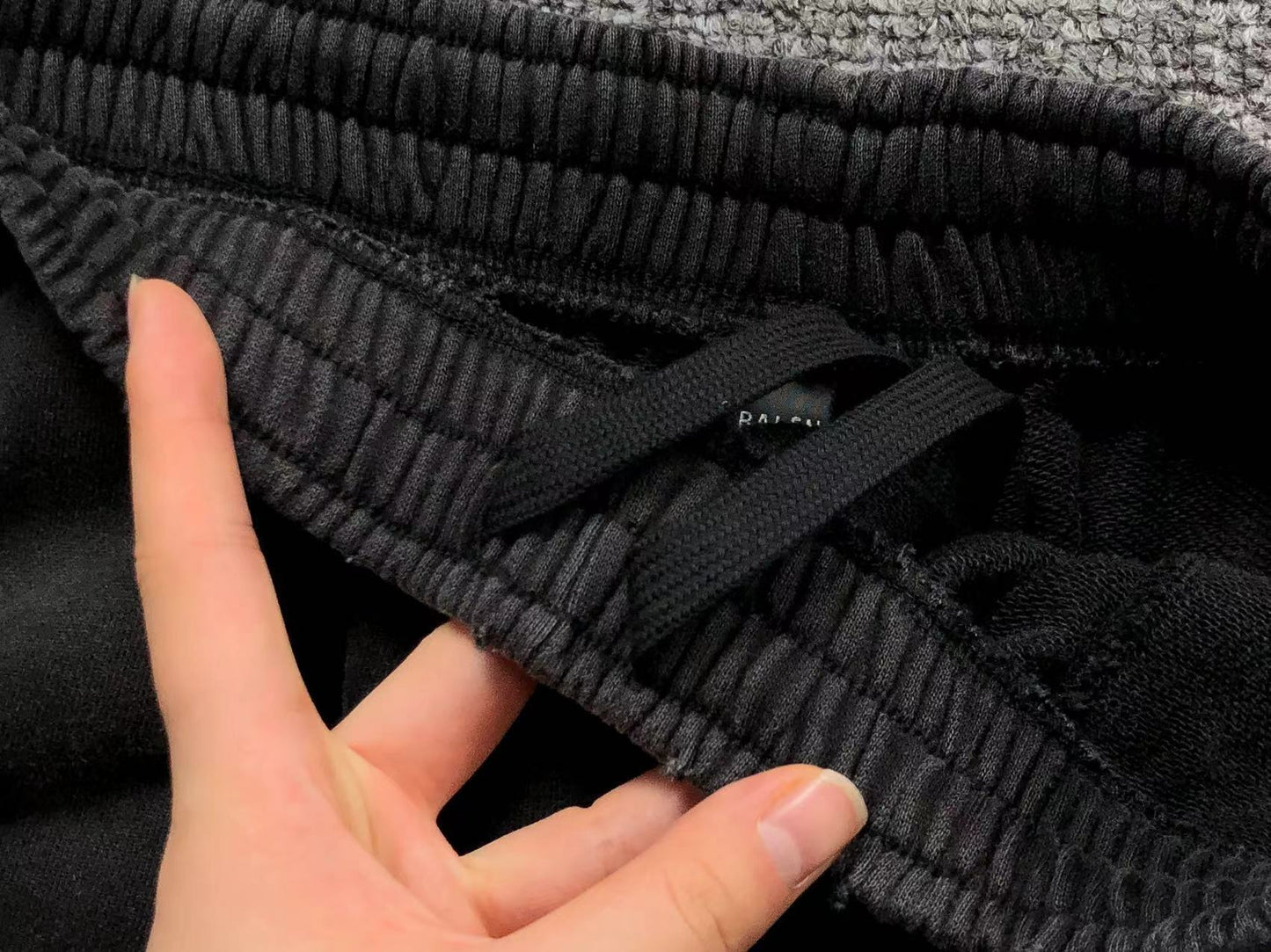 PANTALONCINI BALENCIAGA