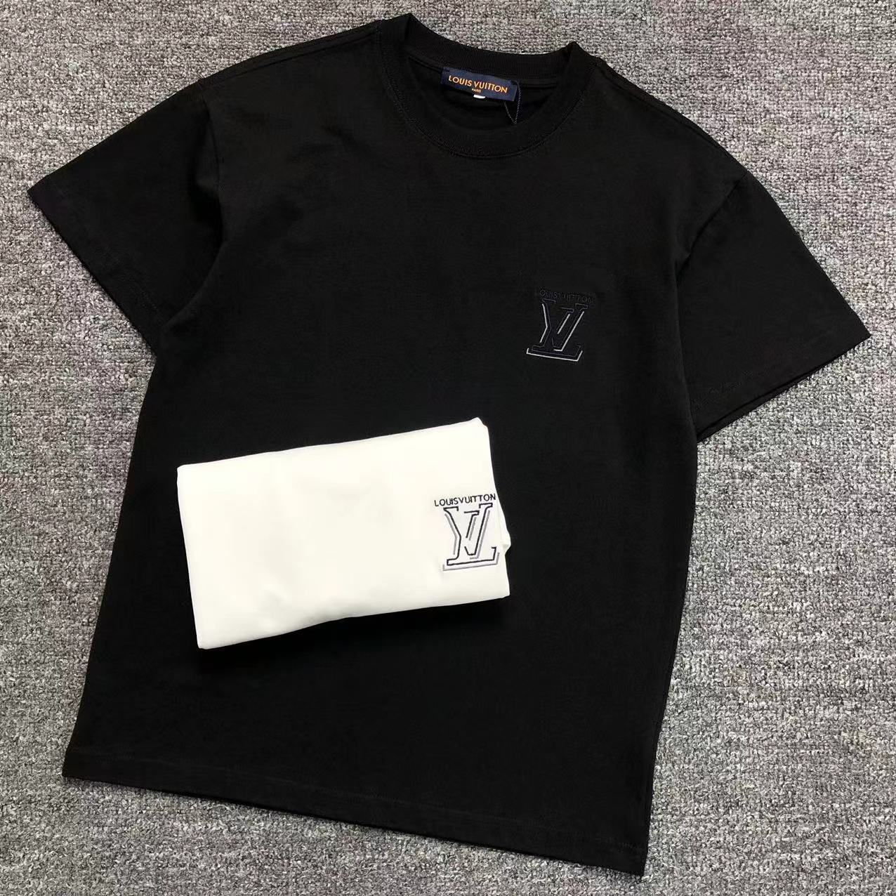 T-SHIRT LV