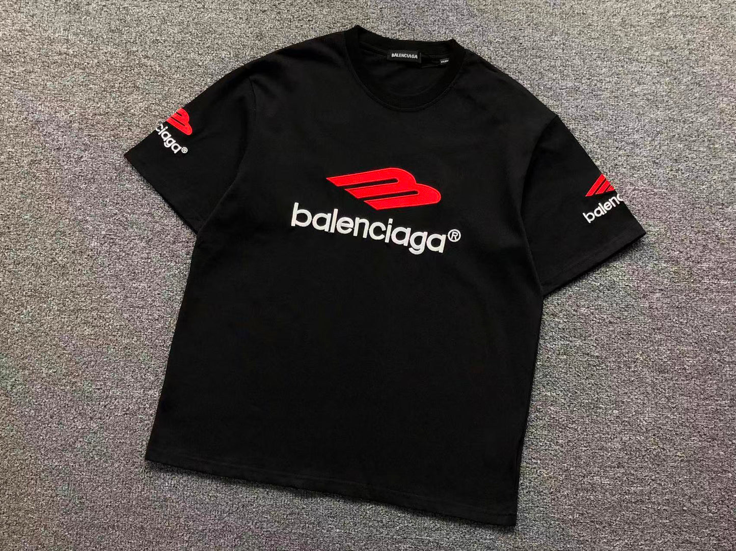 T-SHIRT BALENCIAGA