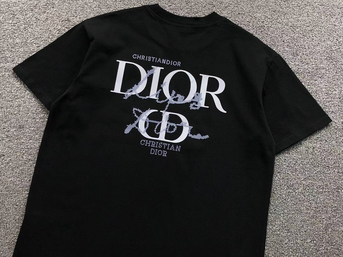 T-SHIRT DIOR