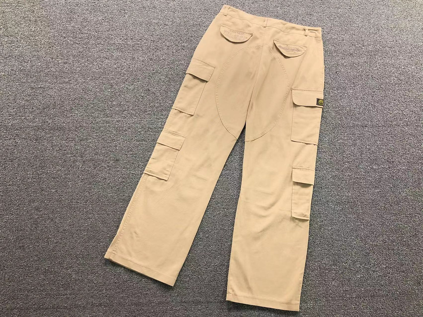 PANTALONI CORTEIZ
