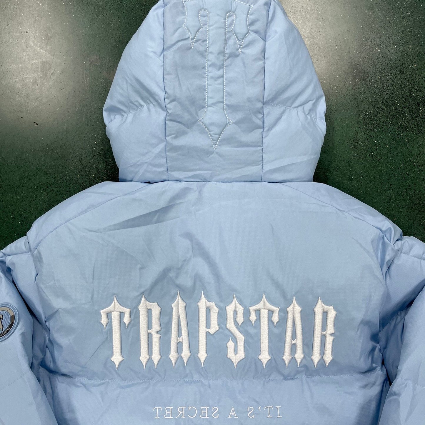 JACKET SKY BLUE