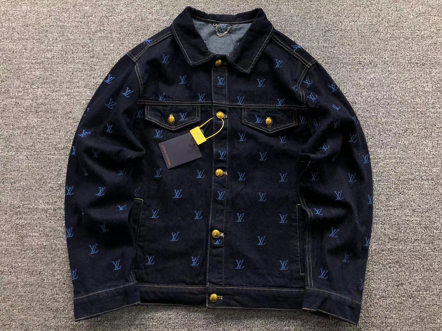 COMPLETO LV