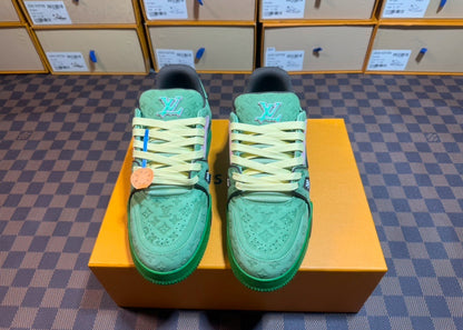 LV TRAINER