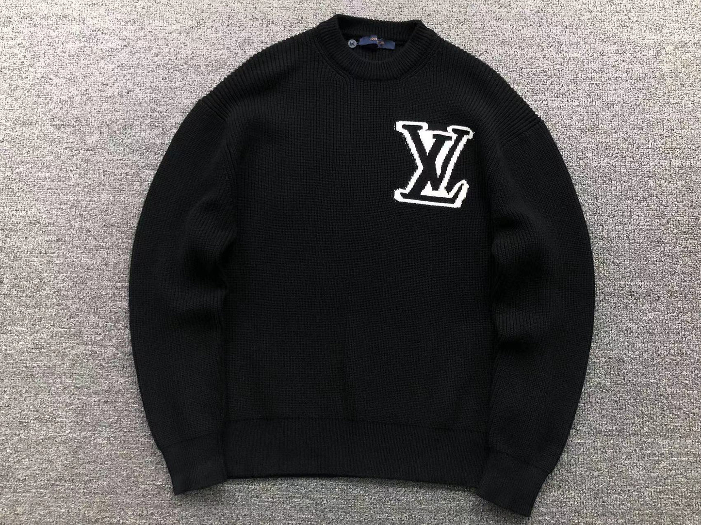 MAGLIONE LV