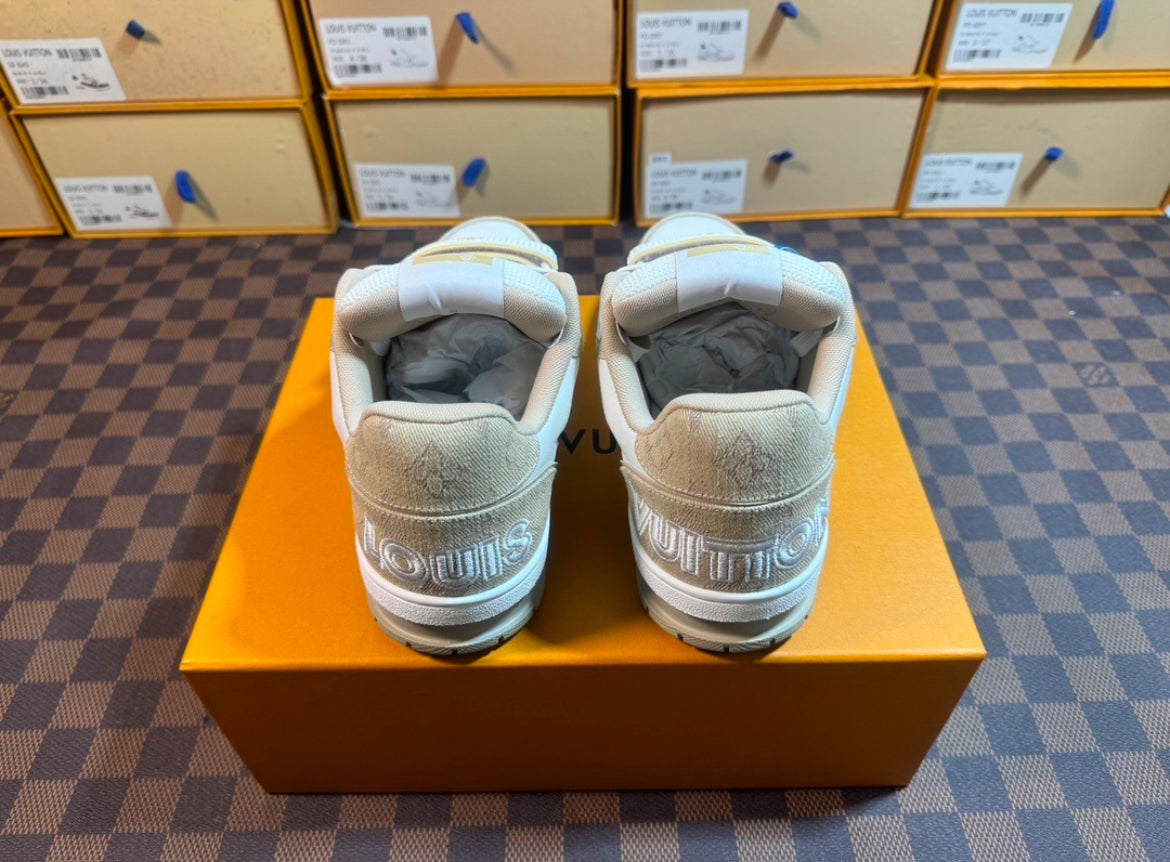 LV TRAINER