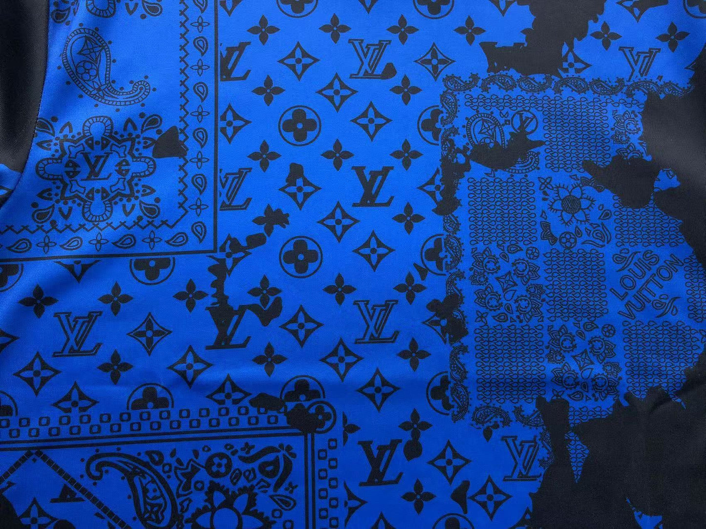 T-SHIRT LV