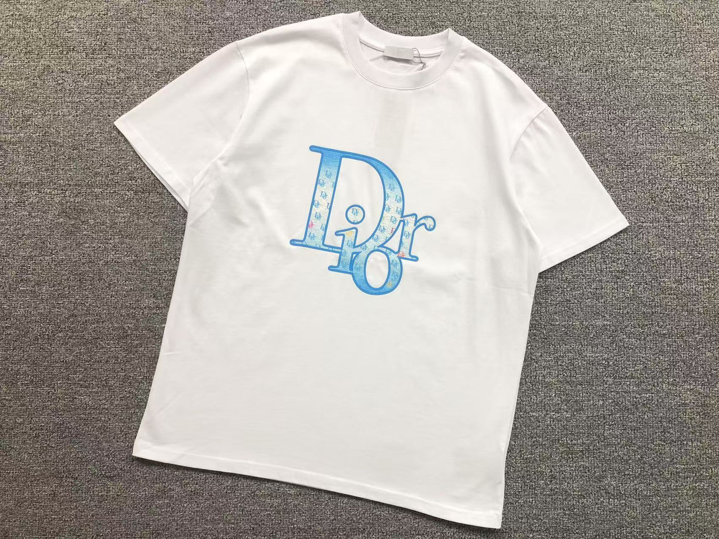 T-SHIRT DIOR