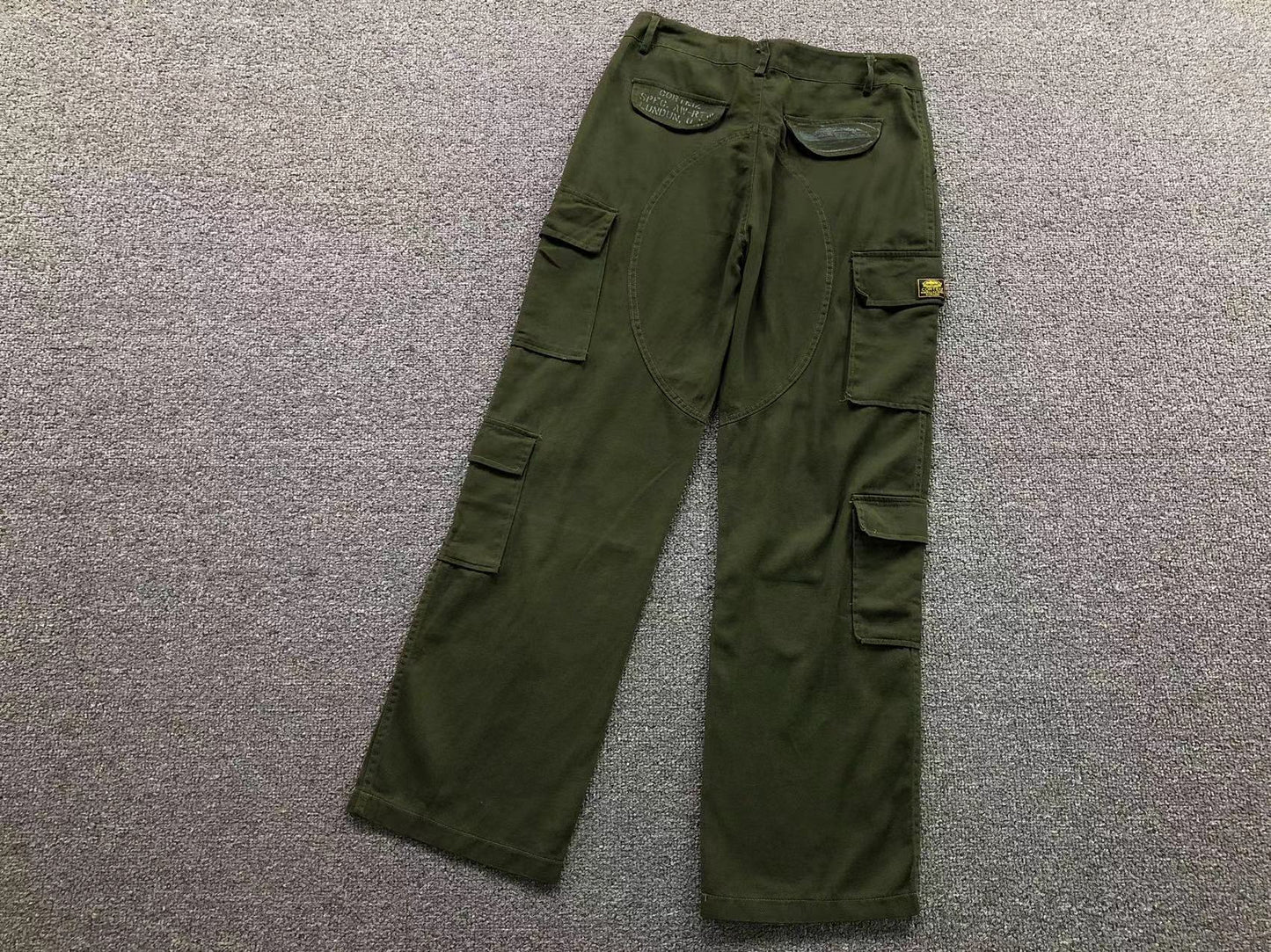 PANTALONI CORTEIZ