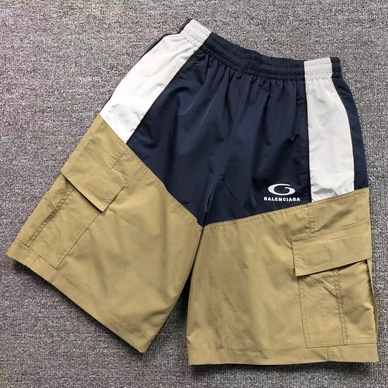 PANTALONCINI BALENCIAGA