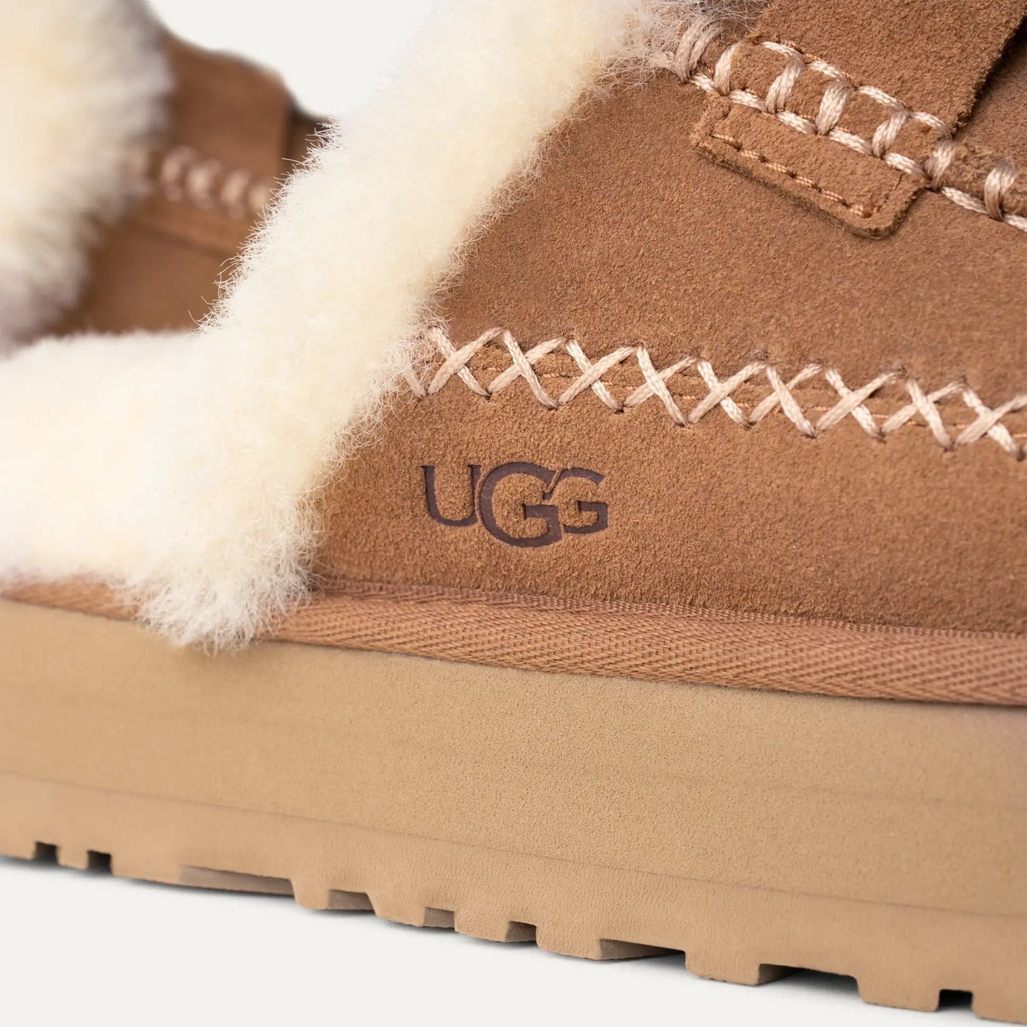 UGG