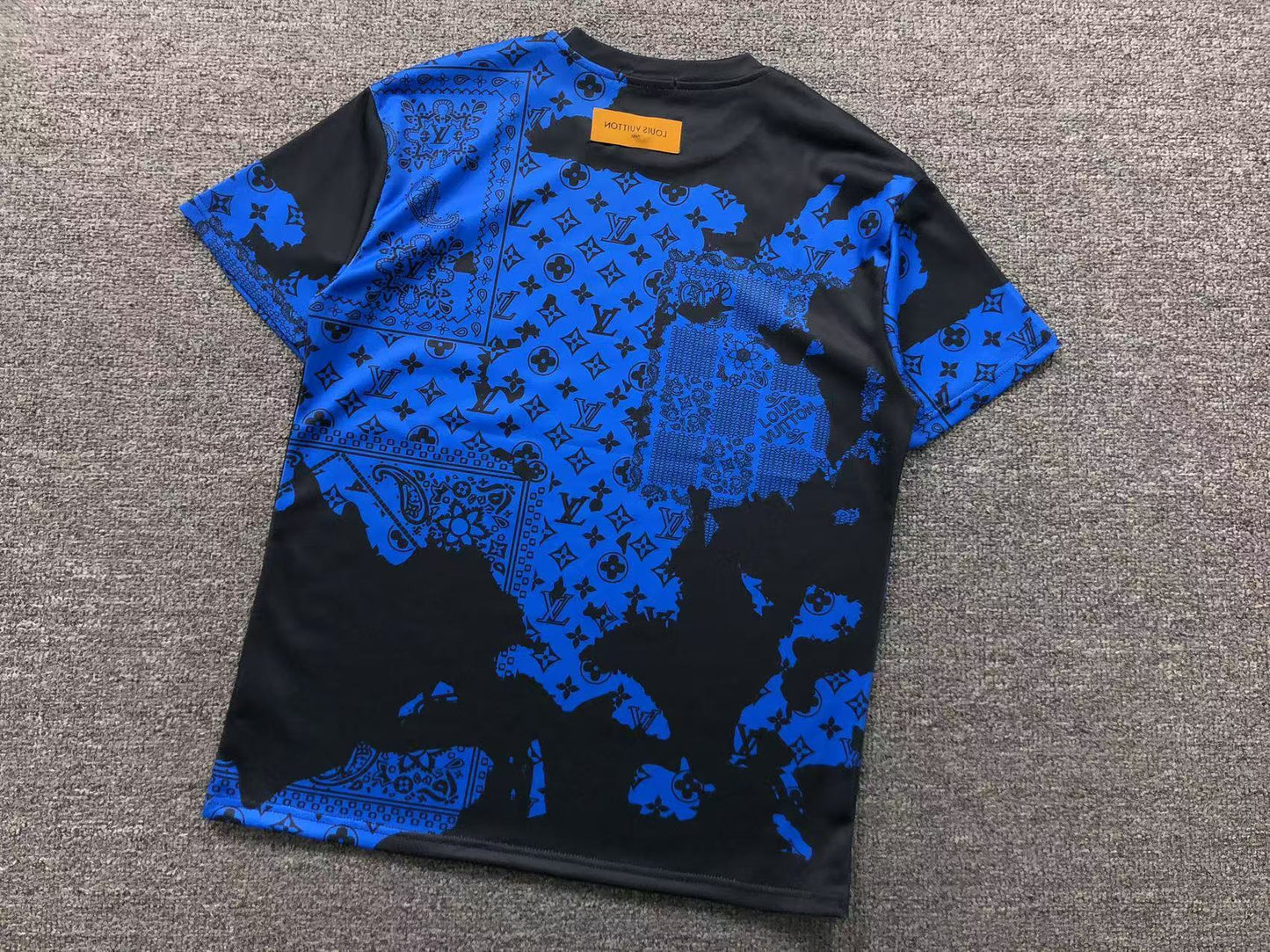 T-SHIRT LV