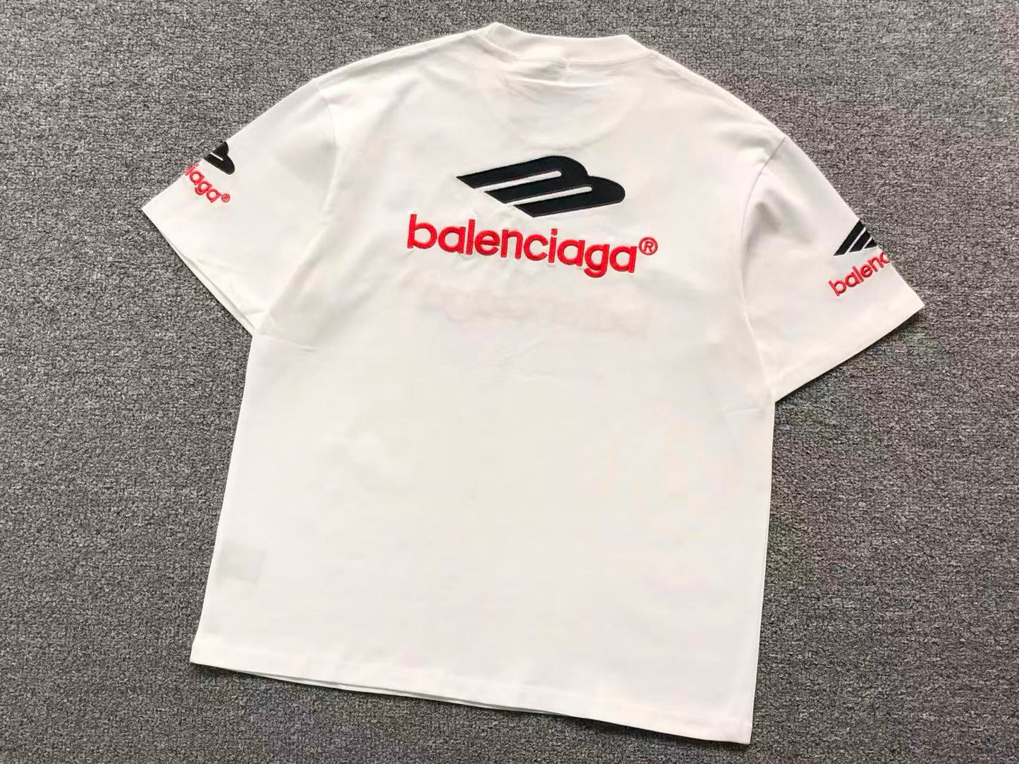 T-SHIRT BALENCIAGA