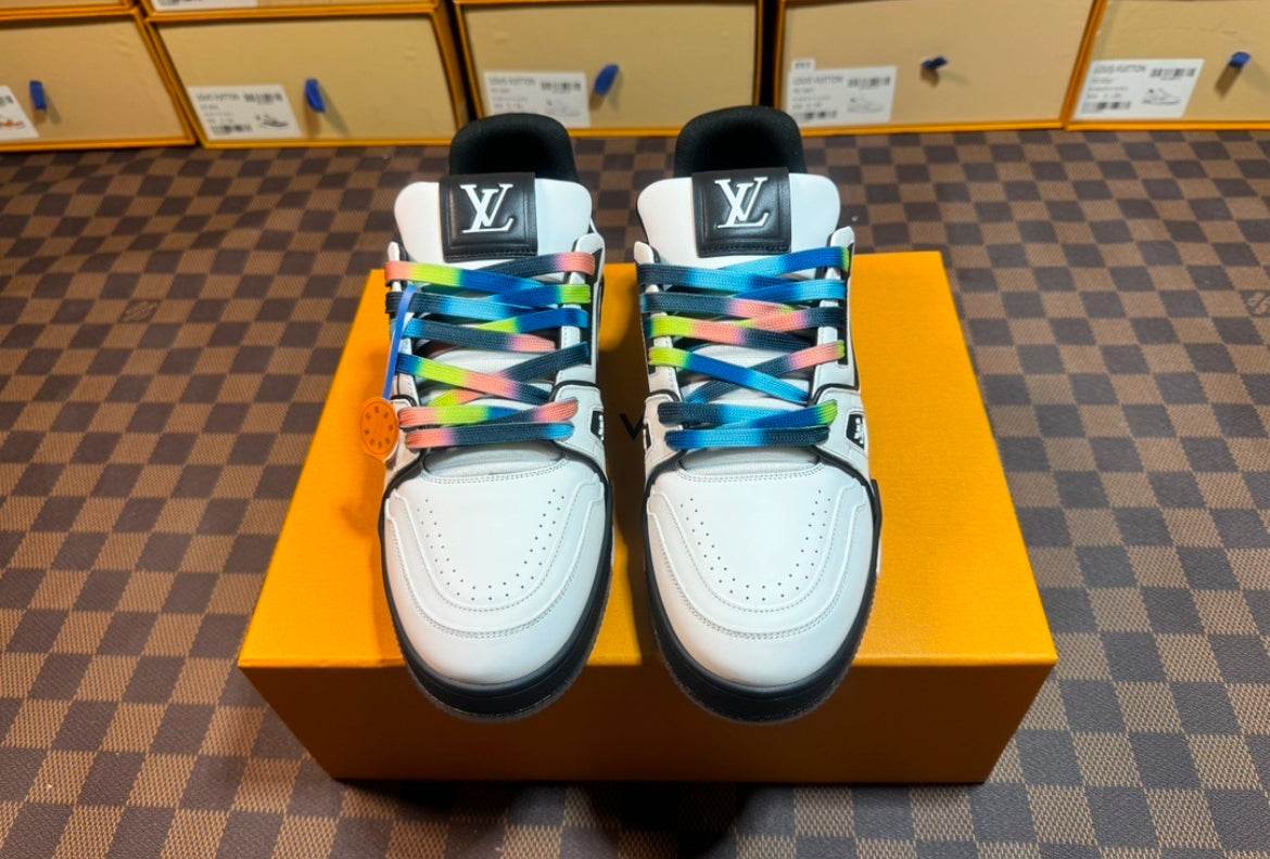 LV TRAINER