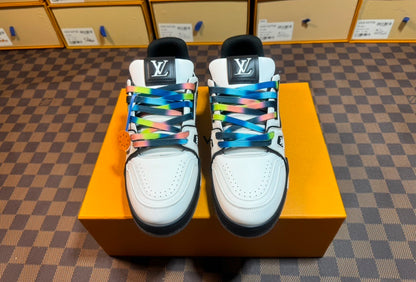 LV TRAINER