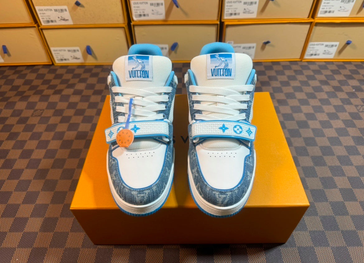 LV TRAINER