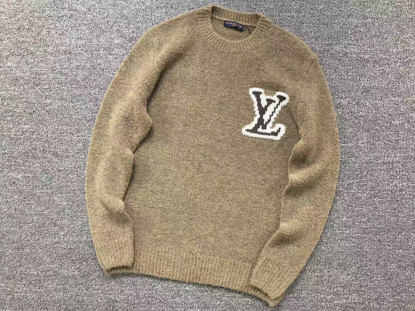MAGLIONE LV