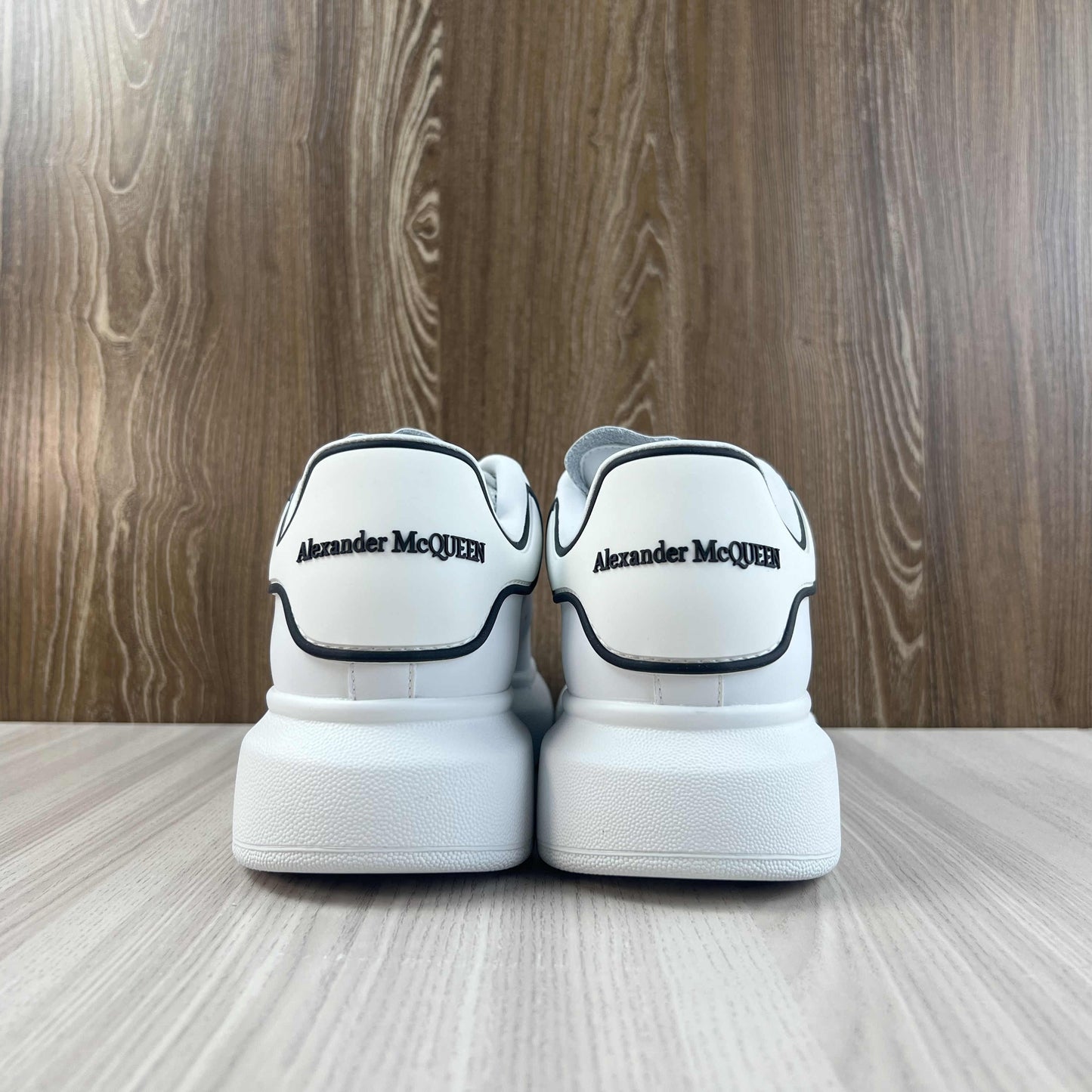 ALEXANDER MCQUEEN