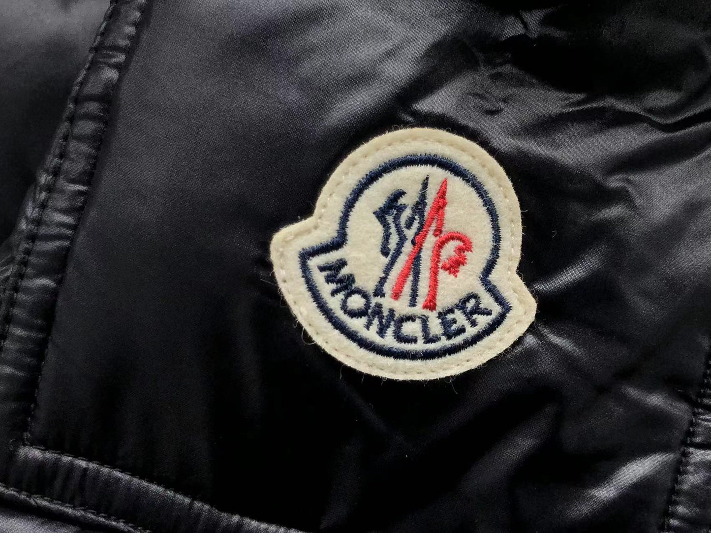GIACCA MONCLER