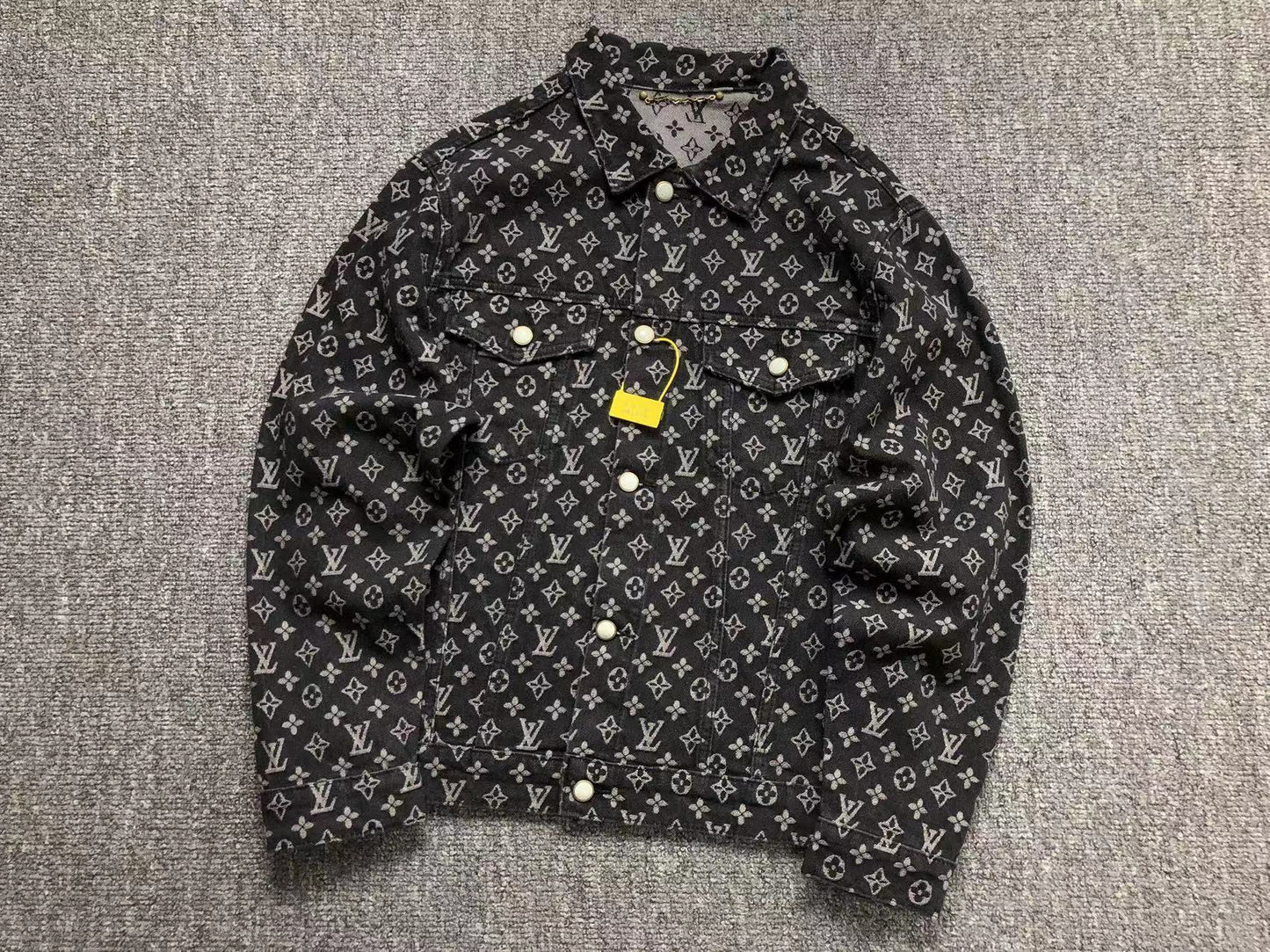 COMPLETO LV