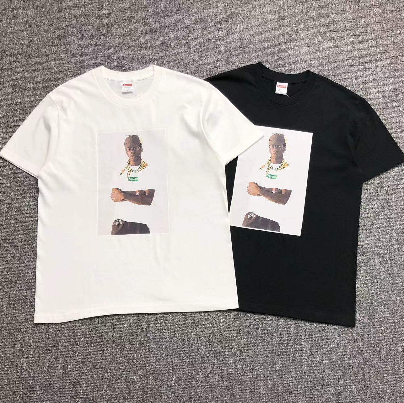 T-SHIRT SUPREME