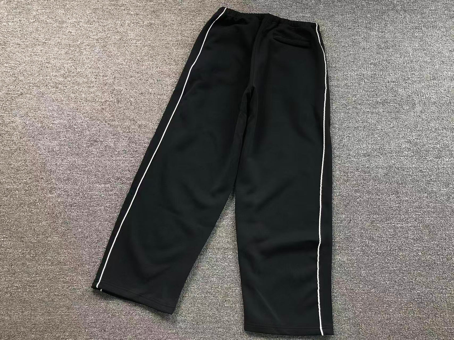 TUTA BALENCIAGA FELPA E PANTALONI
