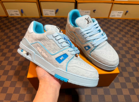 LV TRAINER