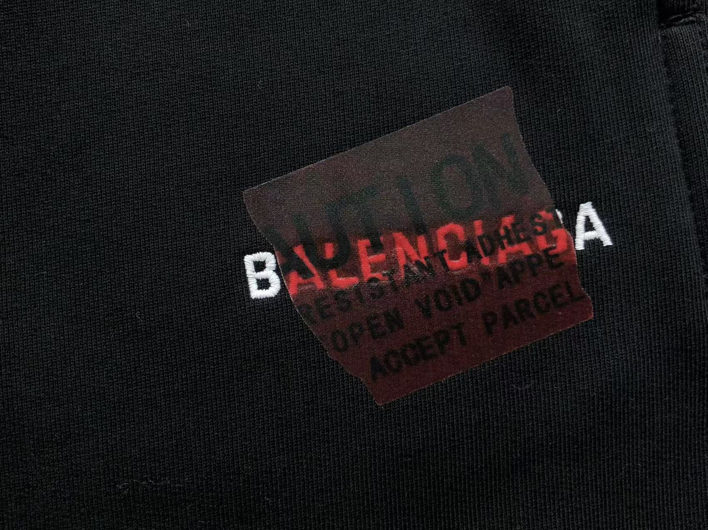 PANTALONCINI BALENCIAGA