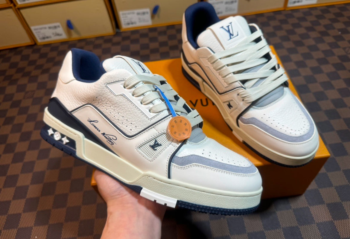 LV TRAINER