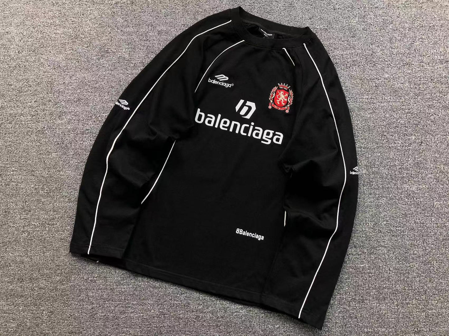 T-SHIRT BALENCIAGA LONGSLEEVE