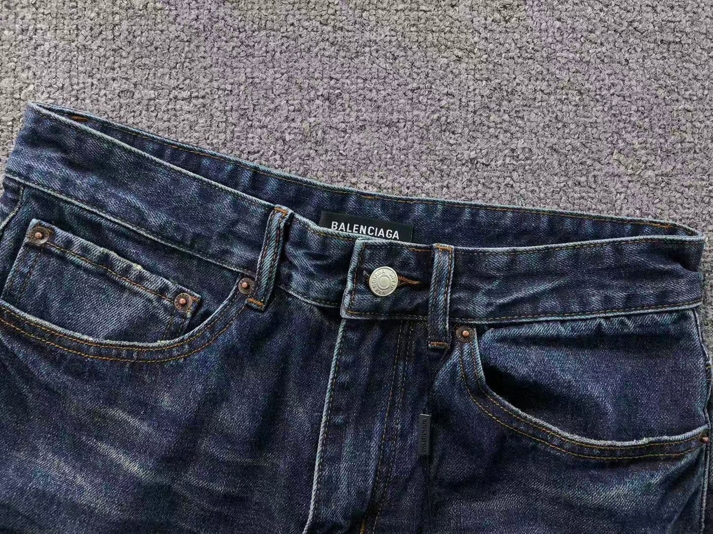 JEANS BALENCIAGA