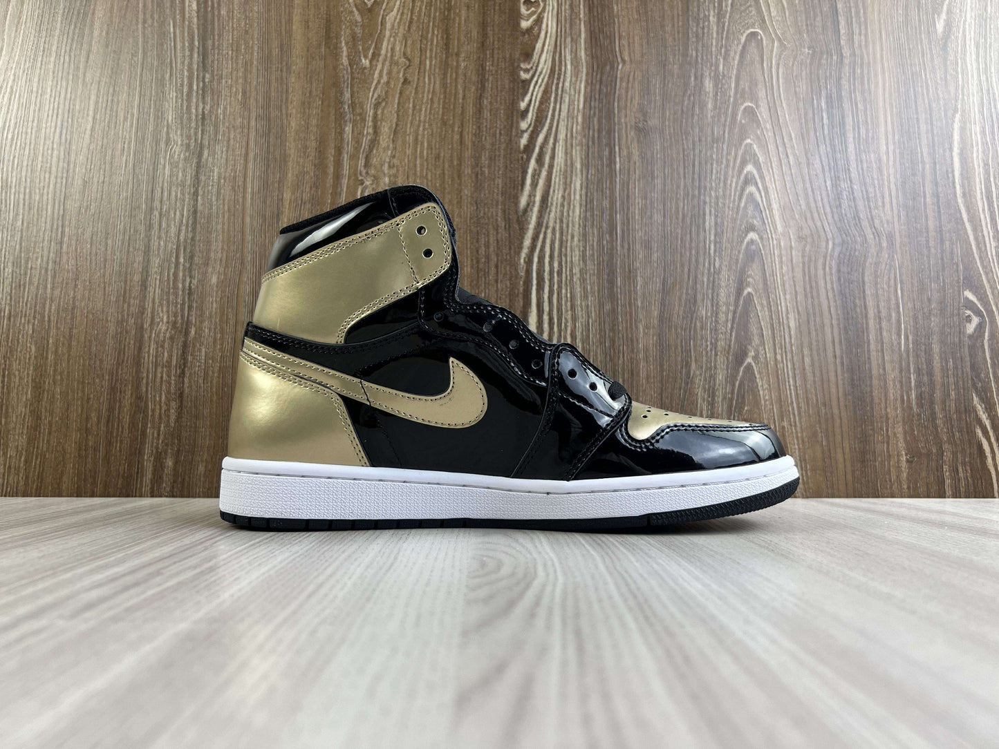 JORDAN 1