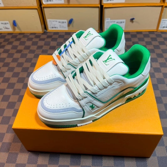 LV TRAINER